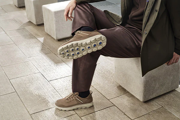 Uomo